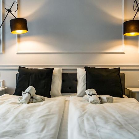Wilson'S Oktogon Square Suite Apartment ブダペスト エクステリア 写真