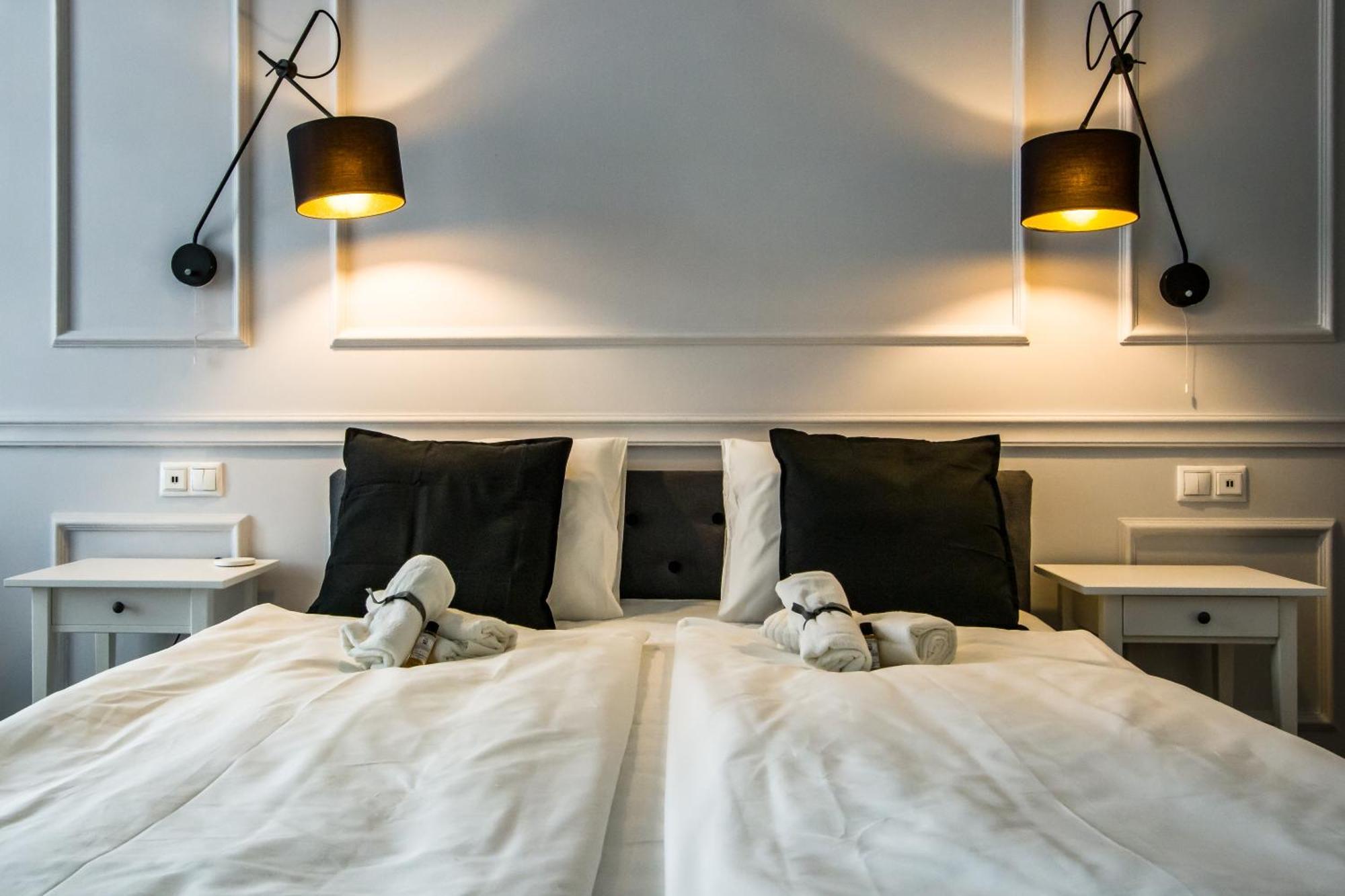 Wilson'S Oktogon Square Suite Apartment ブダペスト エクステリア 写真